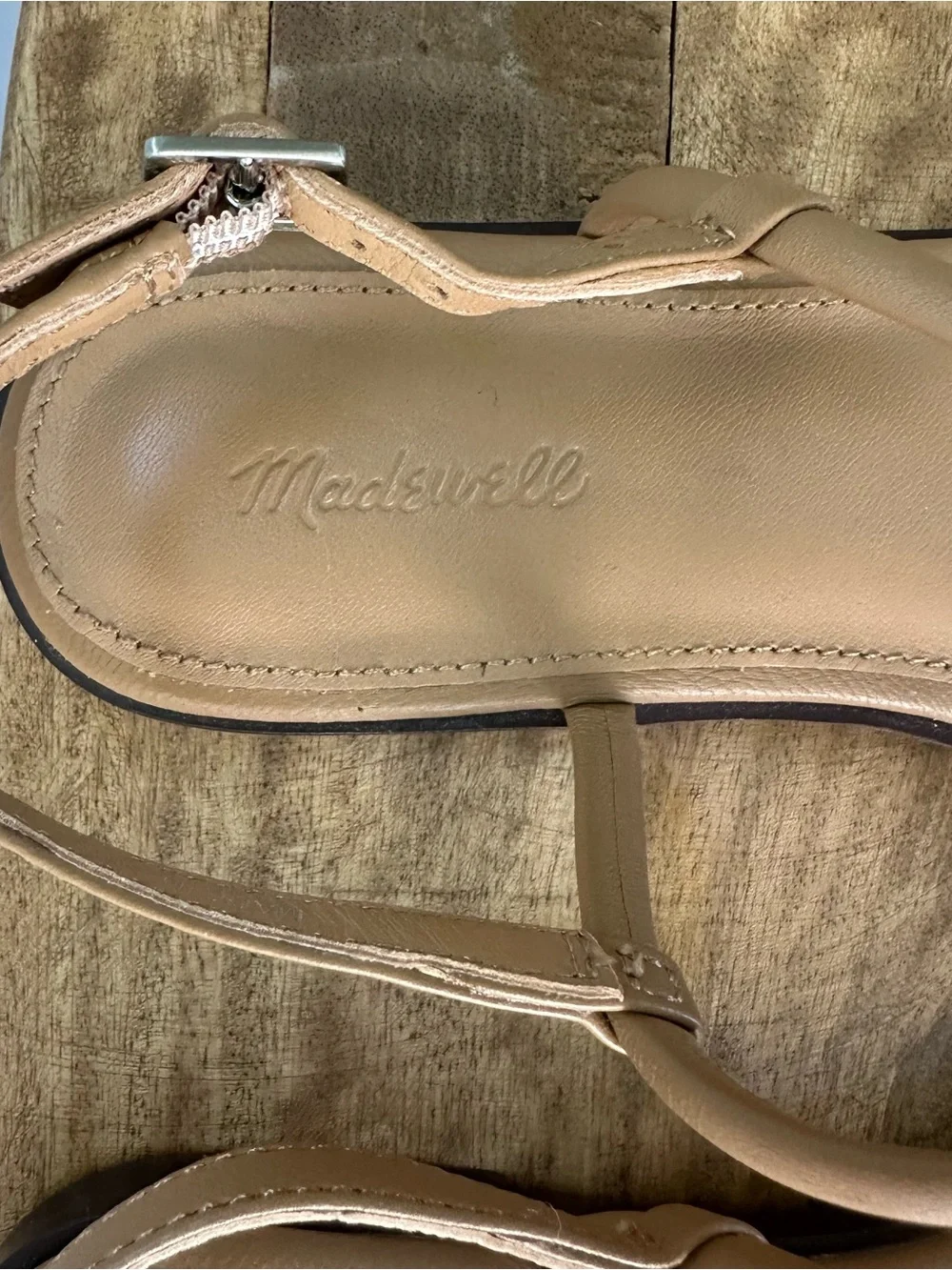 Madewell Tan T‑Strap Leather Sandals - Picture 4 of 6